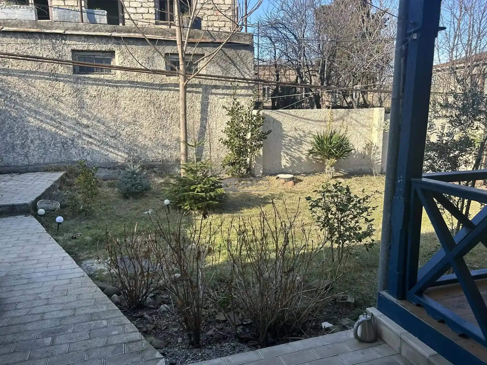 ქირავდება სახლი თელავში