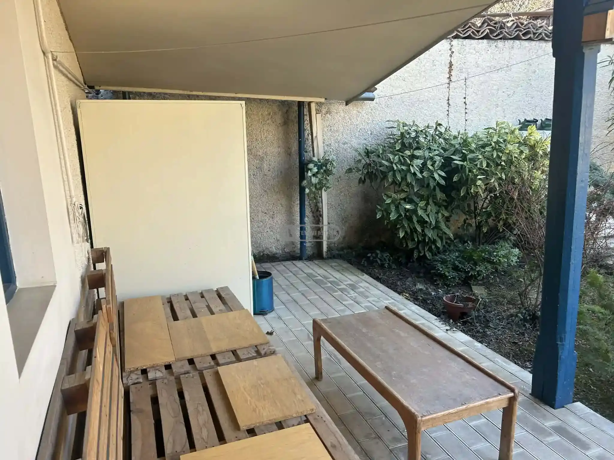 ქირავდება სახლი თელავში