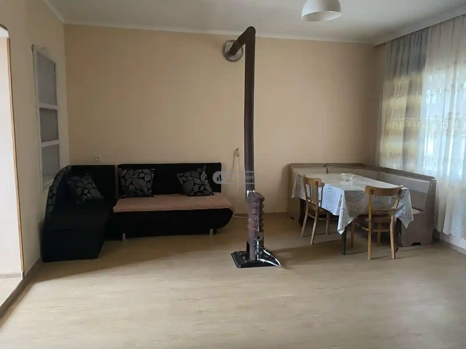 Beletage House for Rent in Kurdgelauri