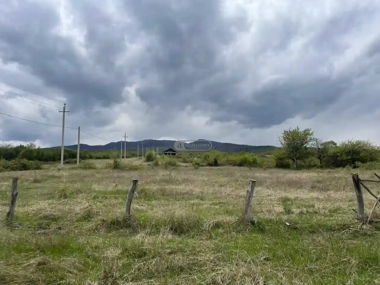 Инвестиционный участок в Вардиcубани