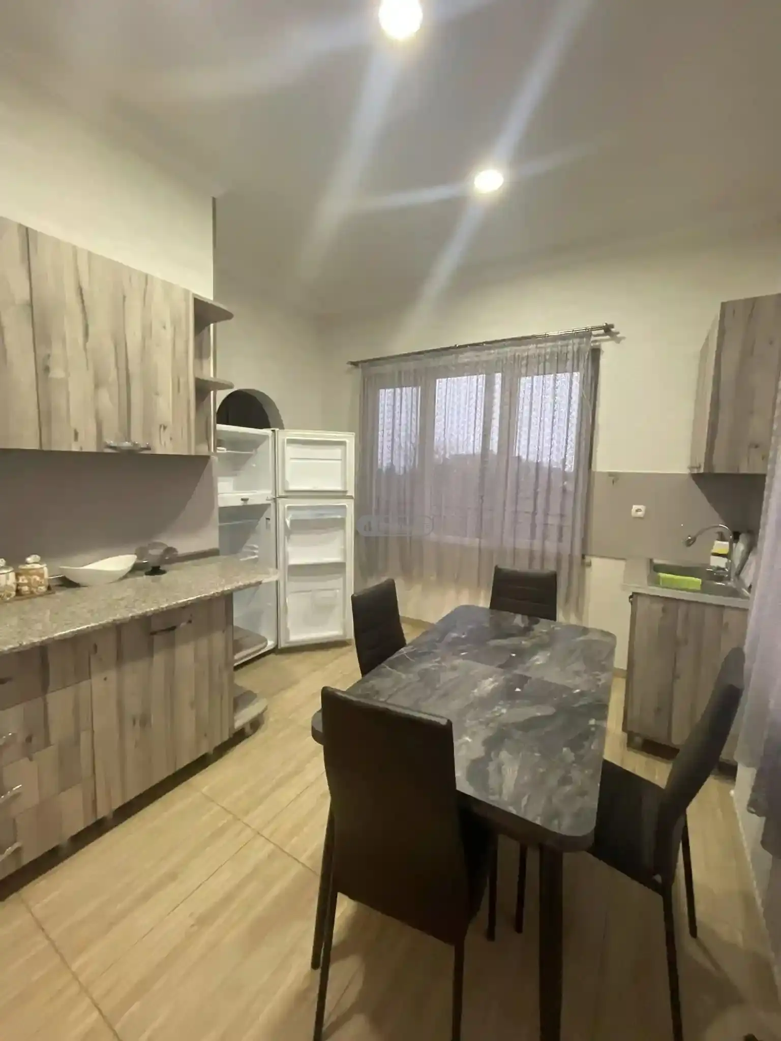 ქირავდება სახლი თელავში