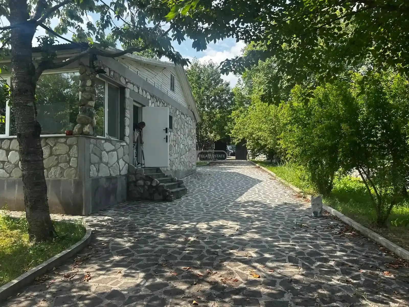 House in Zuzumbo, Telavi
