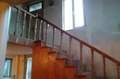 Продается двухэтажный дом в Телави – с коммерческими помещениями