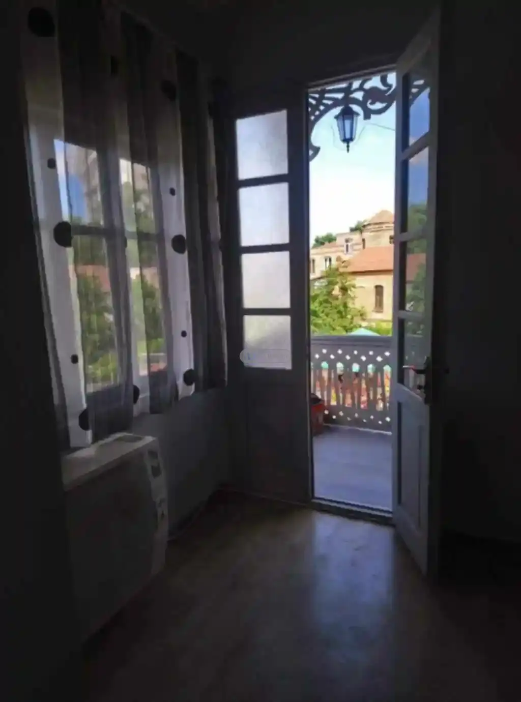 ქირავდება ბინა თელავში