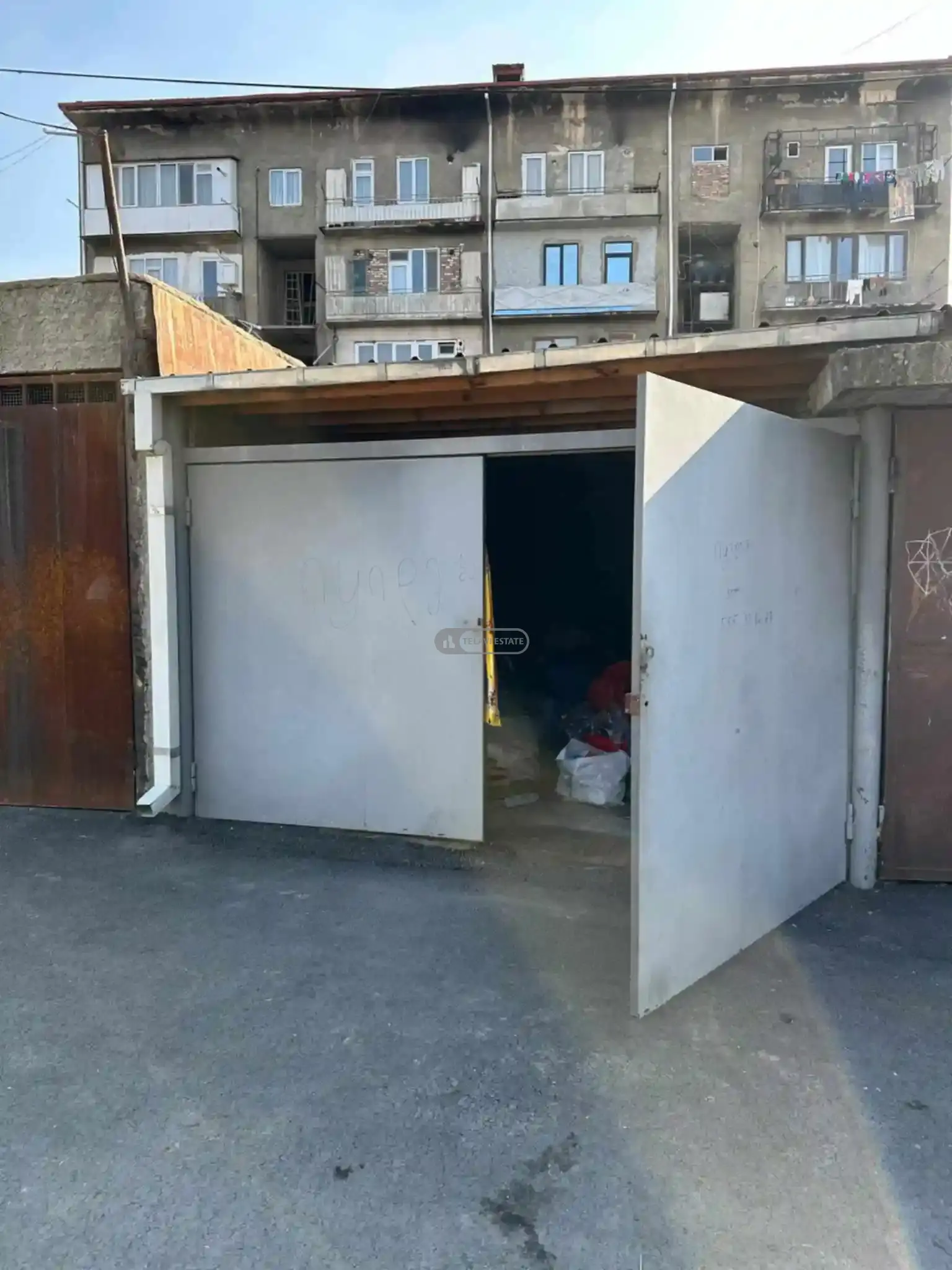 Гараж в Телави