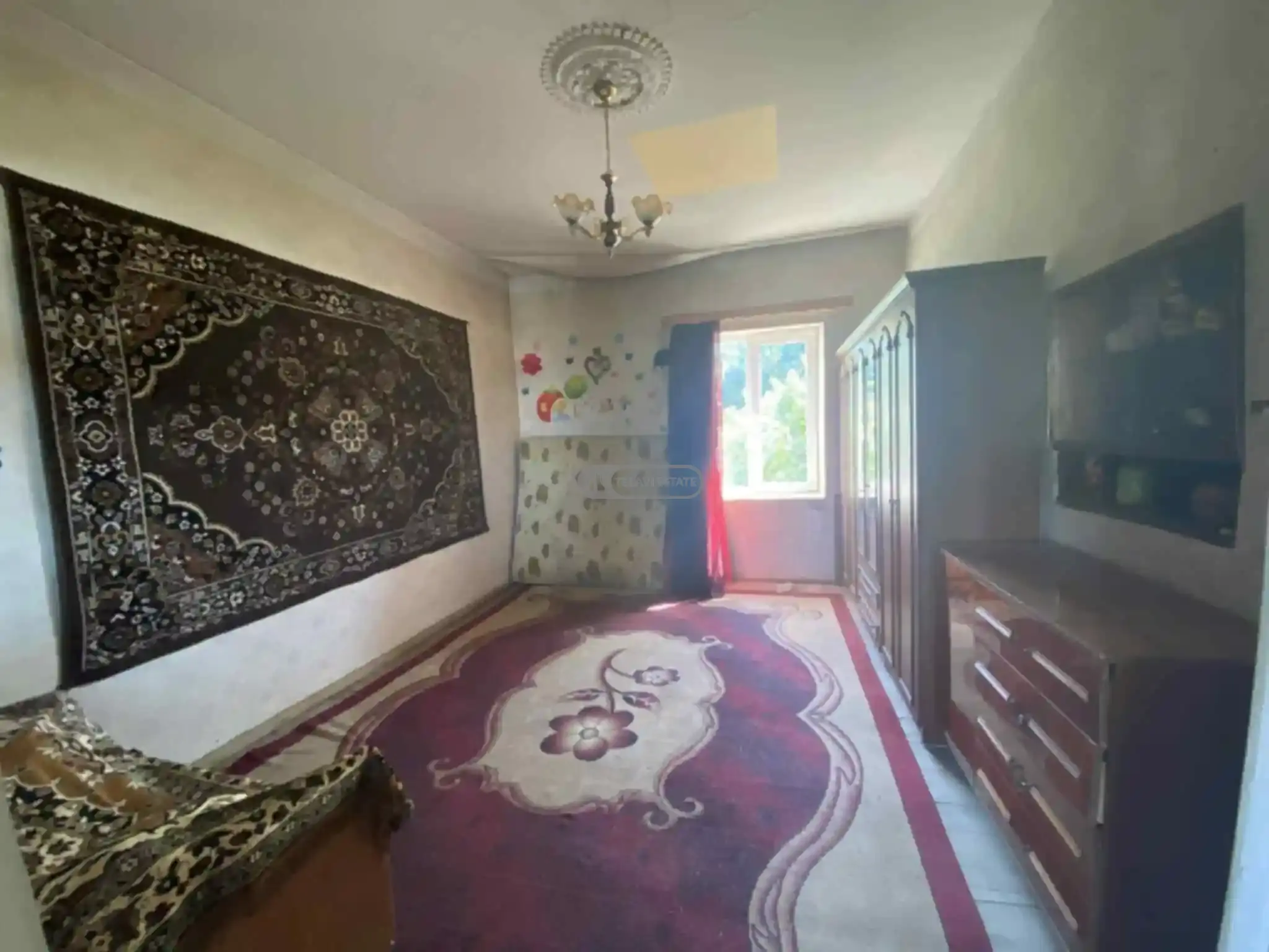 სახლი ვარდისუბანში