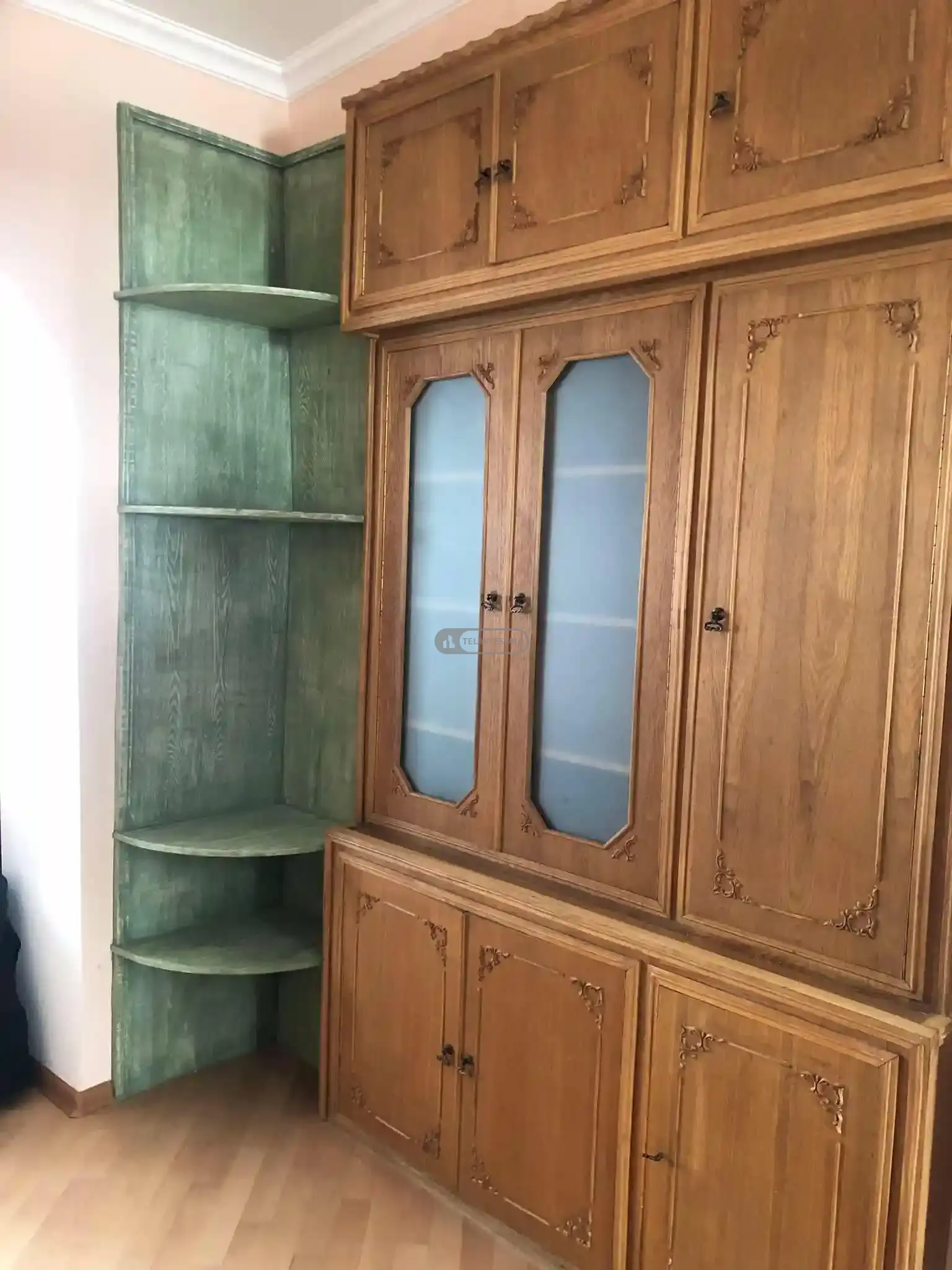 ქირავდება 3 ოთახიანი ბინა თელავის ცენტრში