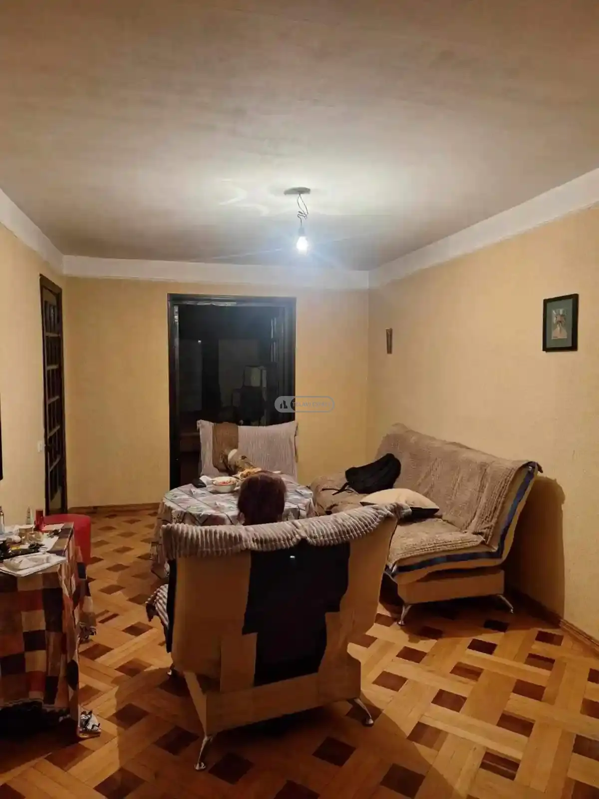 ქირავდება ბინა თელავში