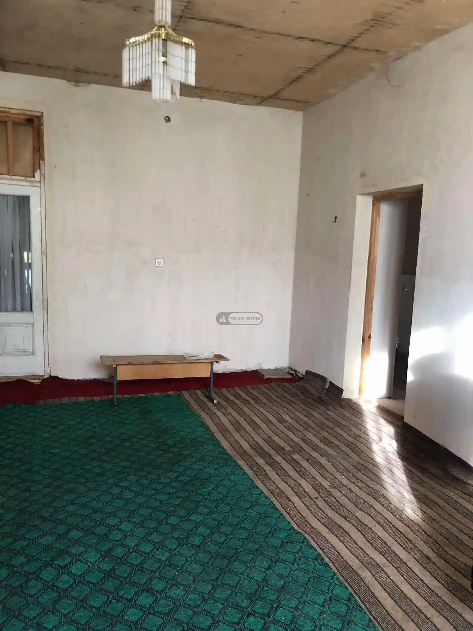 Белетажный дом с мансардой в Телави