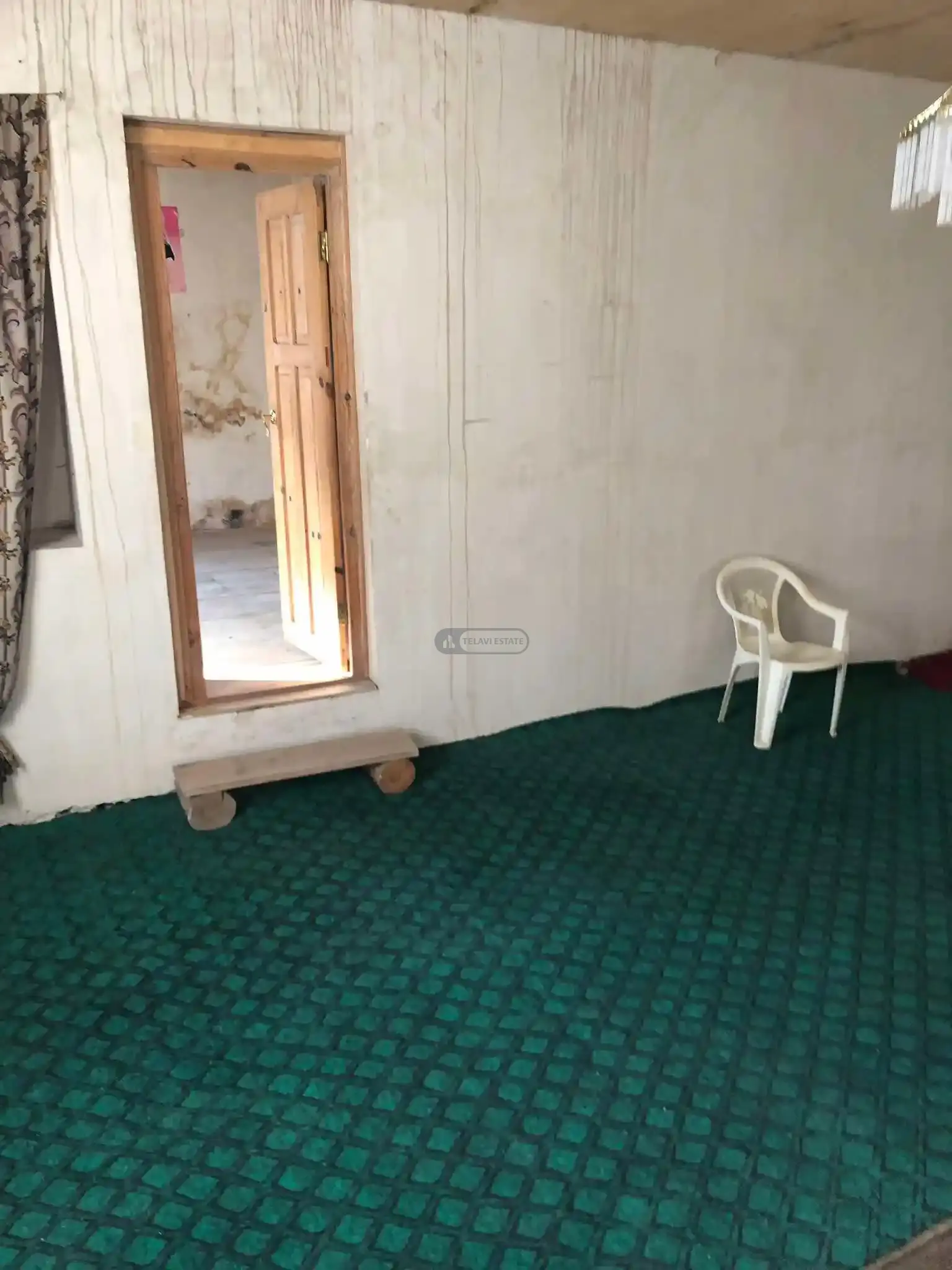 Белетажный дом с мансардой в Телави