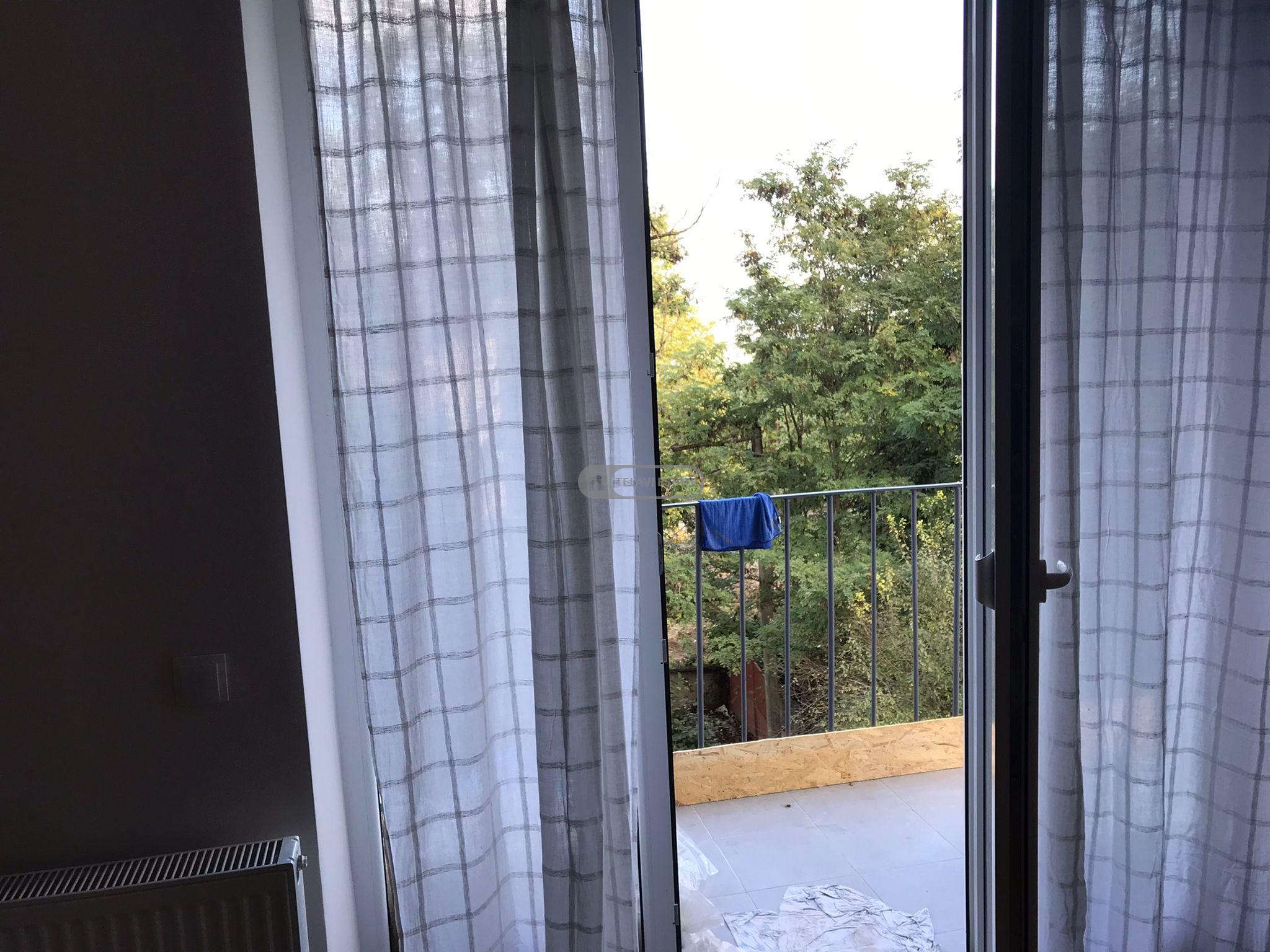 ოთახნახევრიანი ბინა თელავში