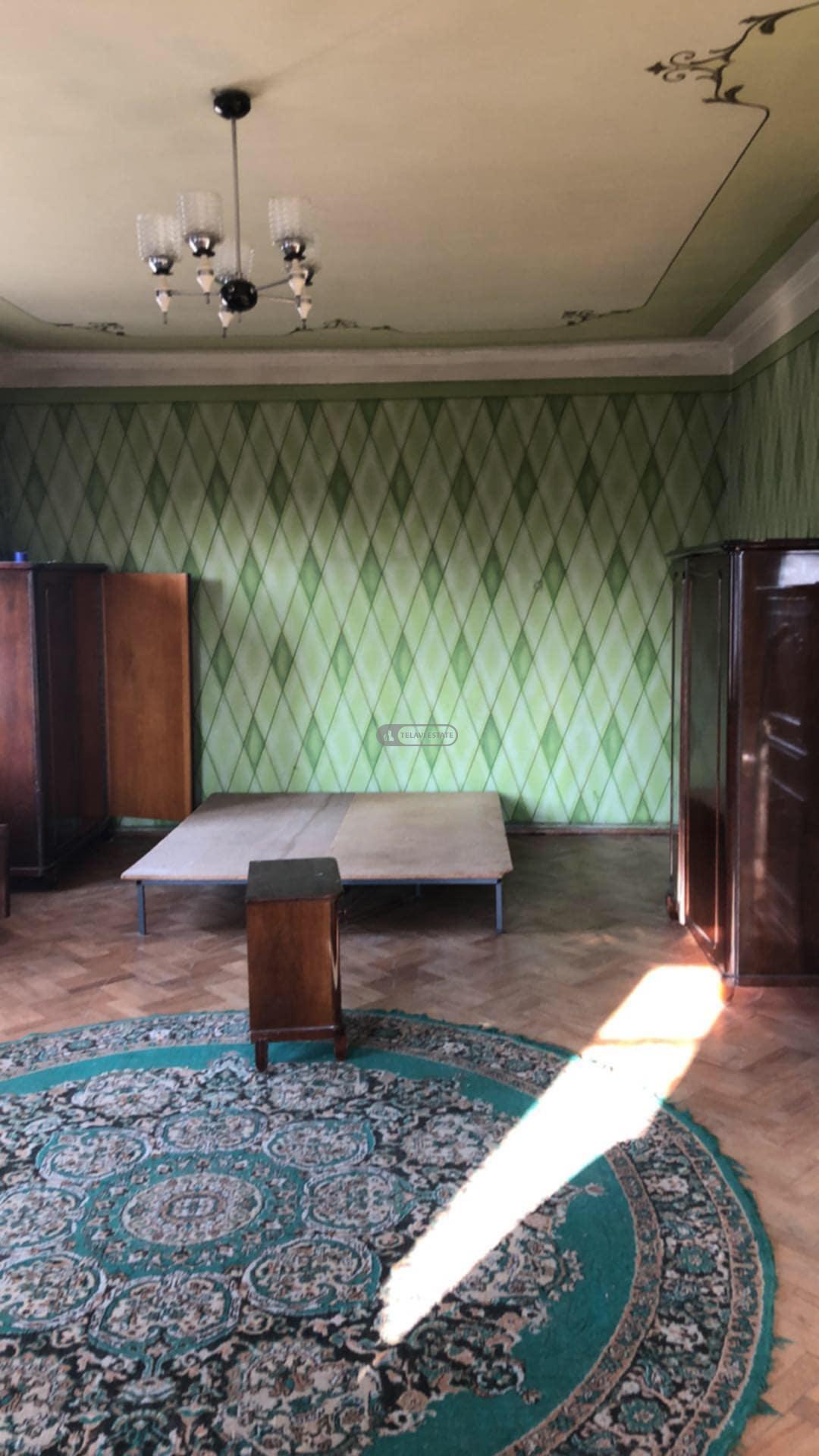 ორსართულიანი სახლი კურდღელაურში