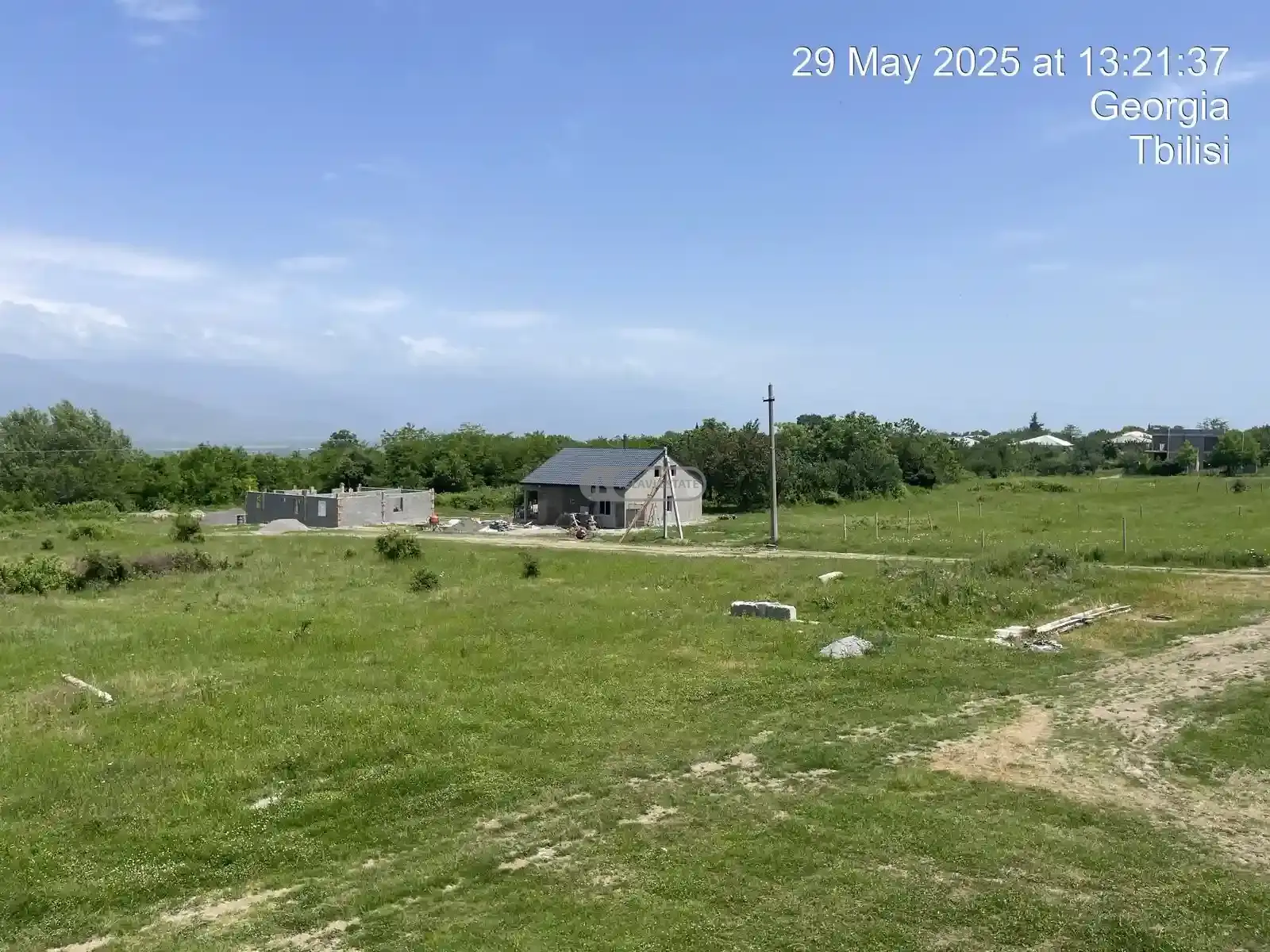 ახალი აშენებული სახლი კურდღელაურში