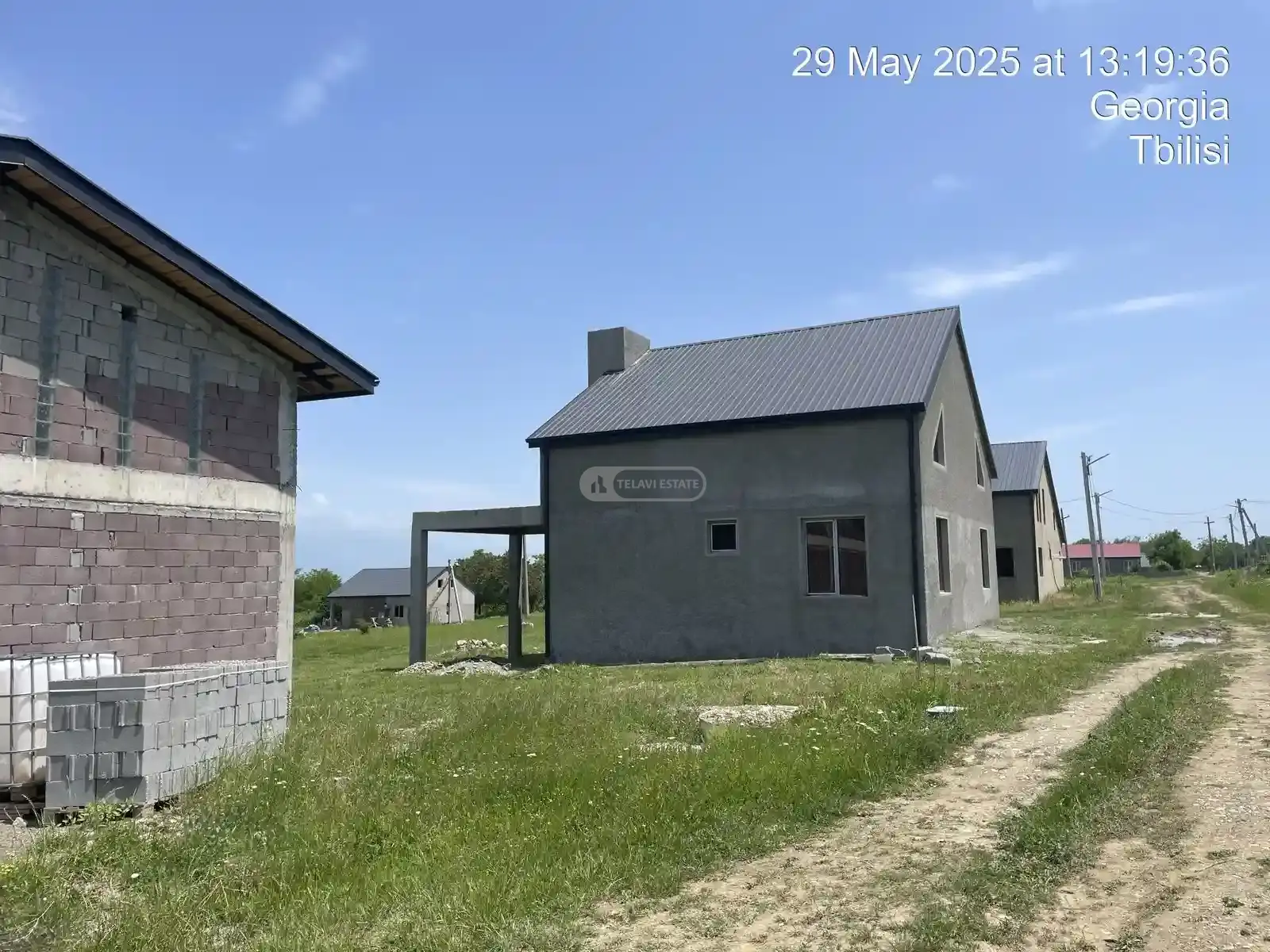 ახალი აშენებული სახლი კურდღელაურში