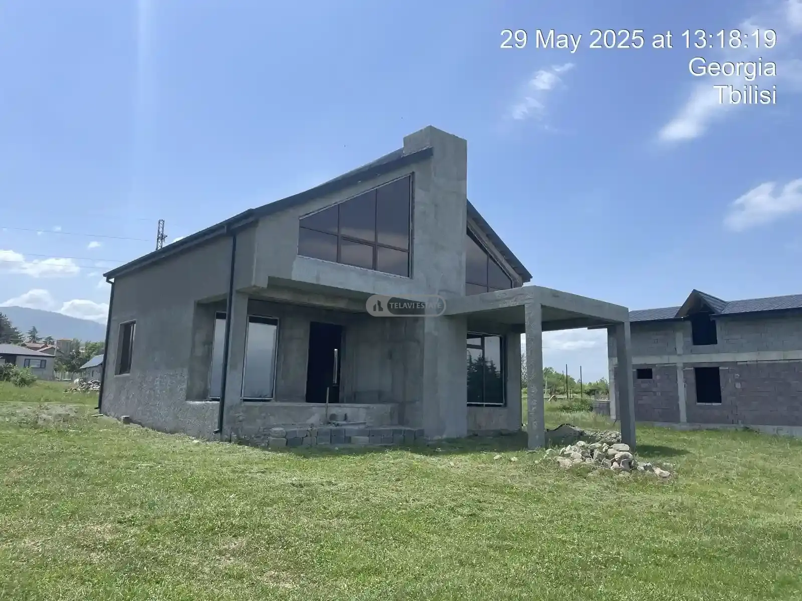 ახალი აშენებული სახლი კურდღელაურში