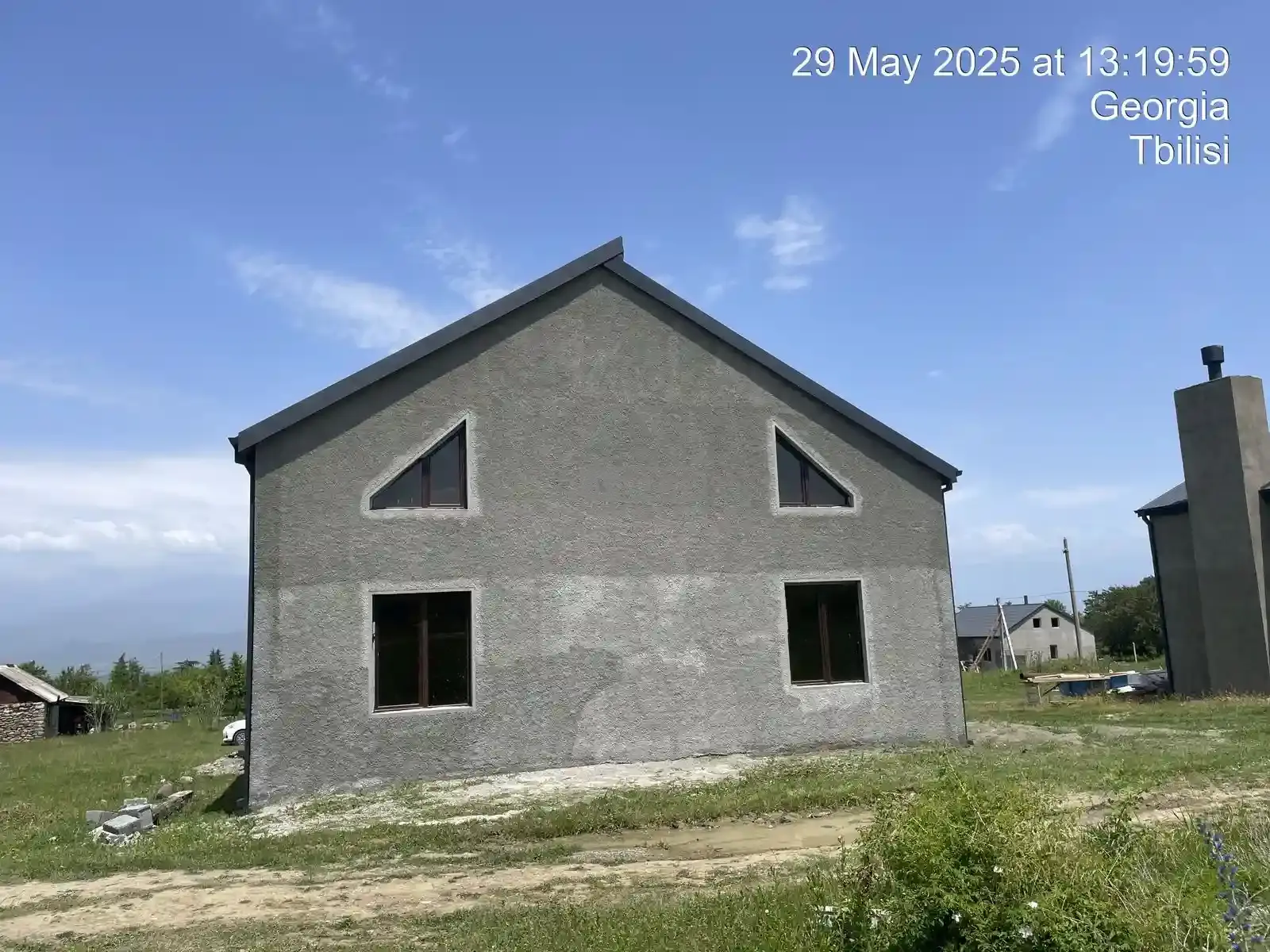 ახალი აშენებული სახლი კურდღელაურში