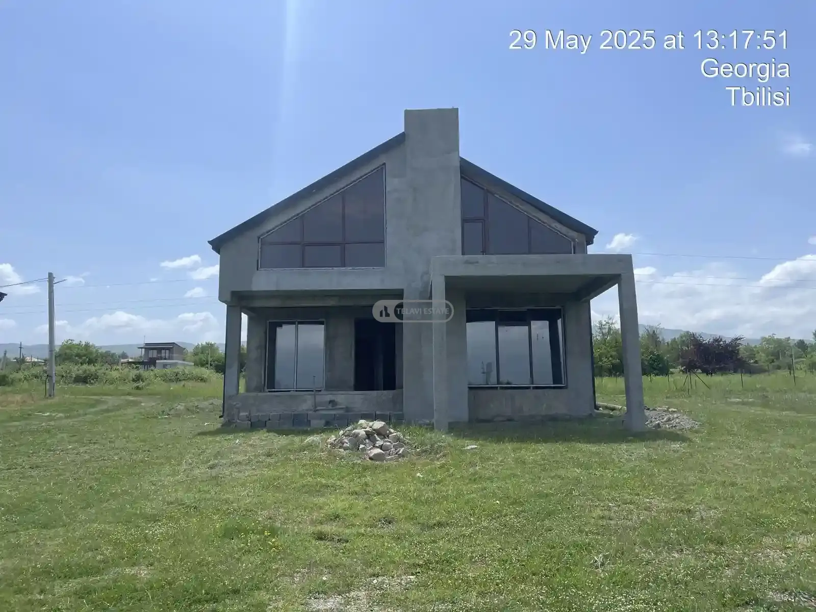 ახალი აშენებული სახლი კურდღელაურში