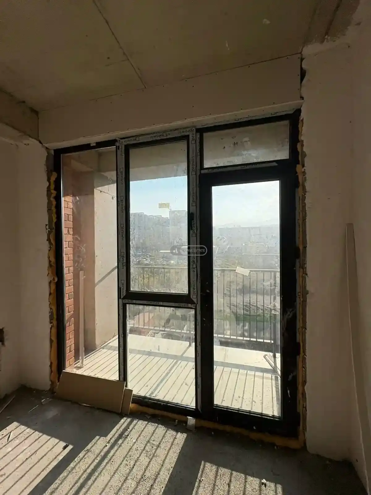 3 ოთახიანი ბინა თელავში