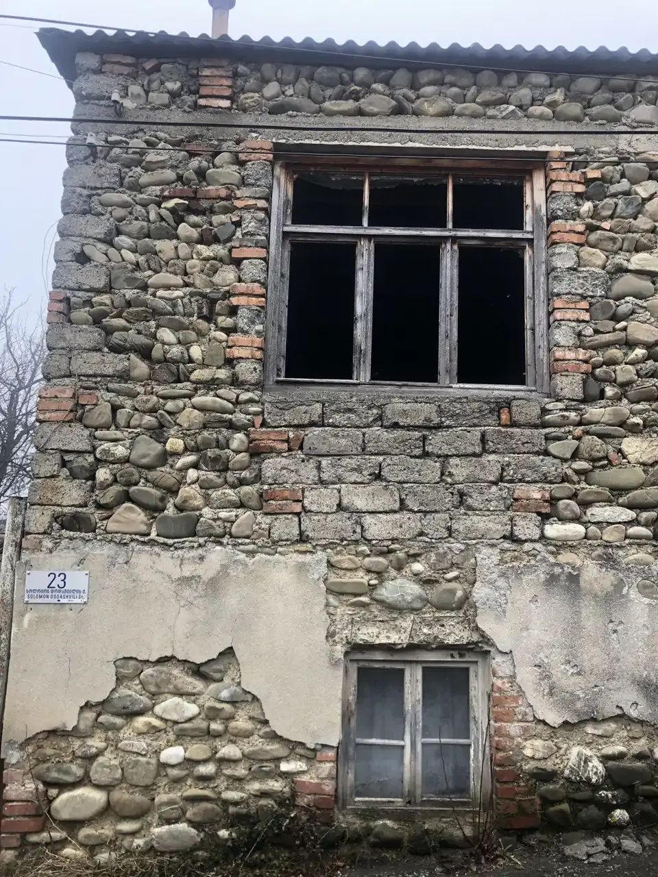 ორსართულიანი სახლი თელავში