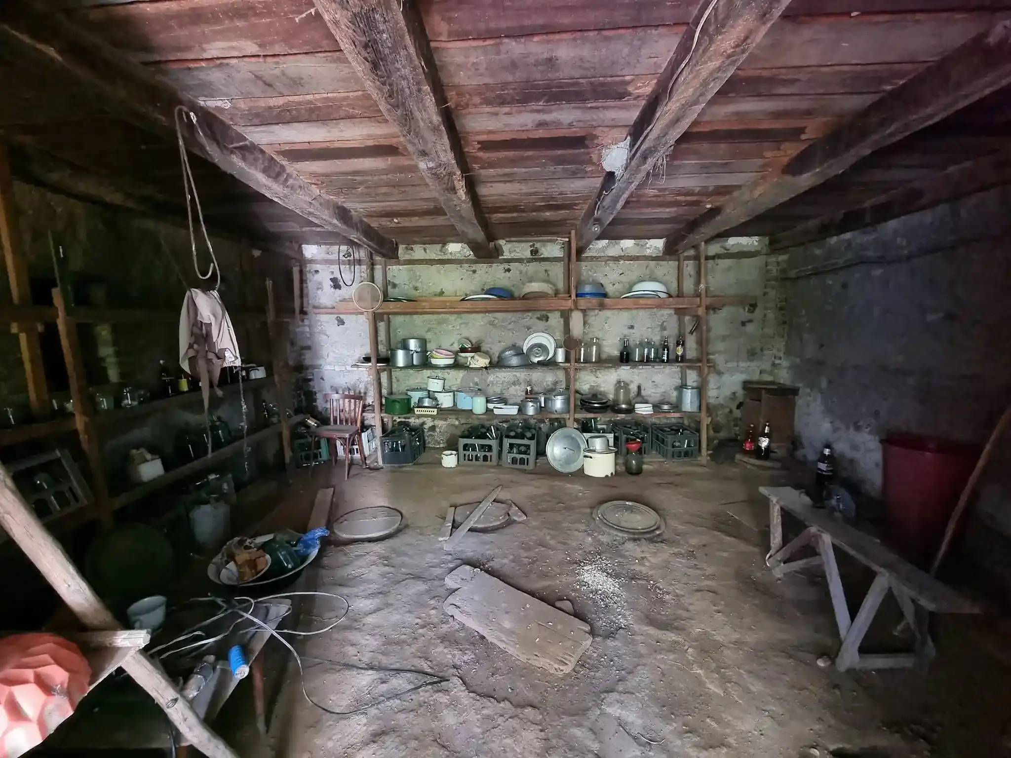 ორსართულიანი სახლი სანიორეში