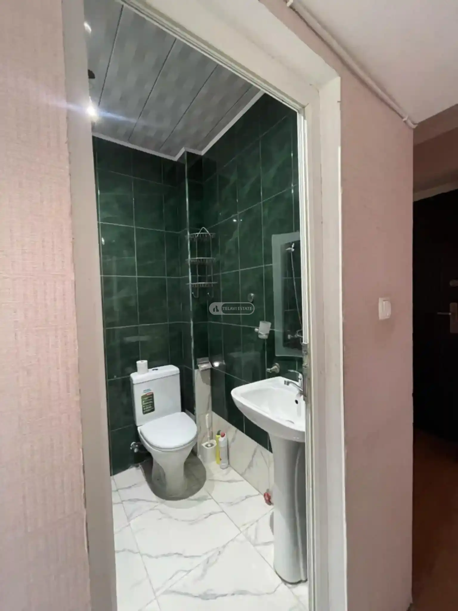 ქირავდება 1 ოთახიანი ბინა თელავში